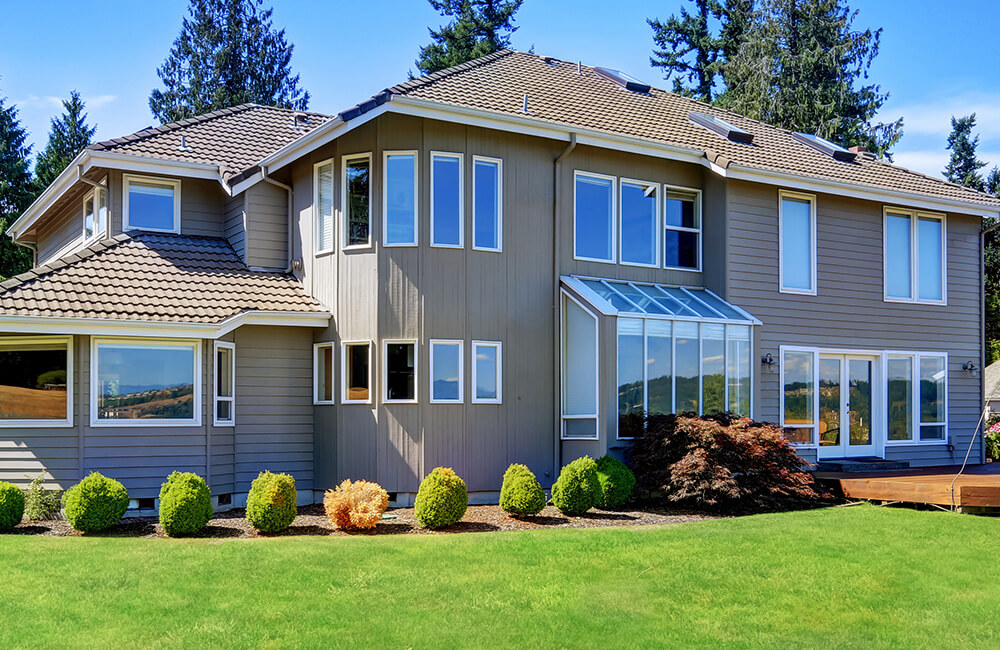 Professional roof repair project in Shelbyville