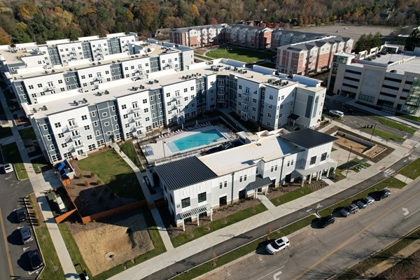 New roof on apartment building in Indianapolis