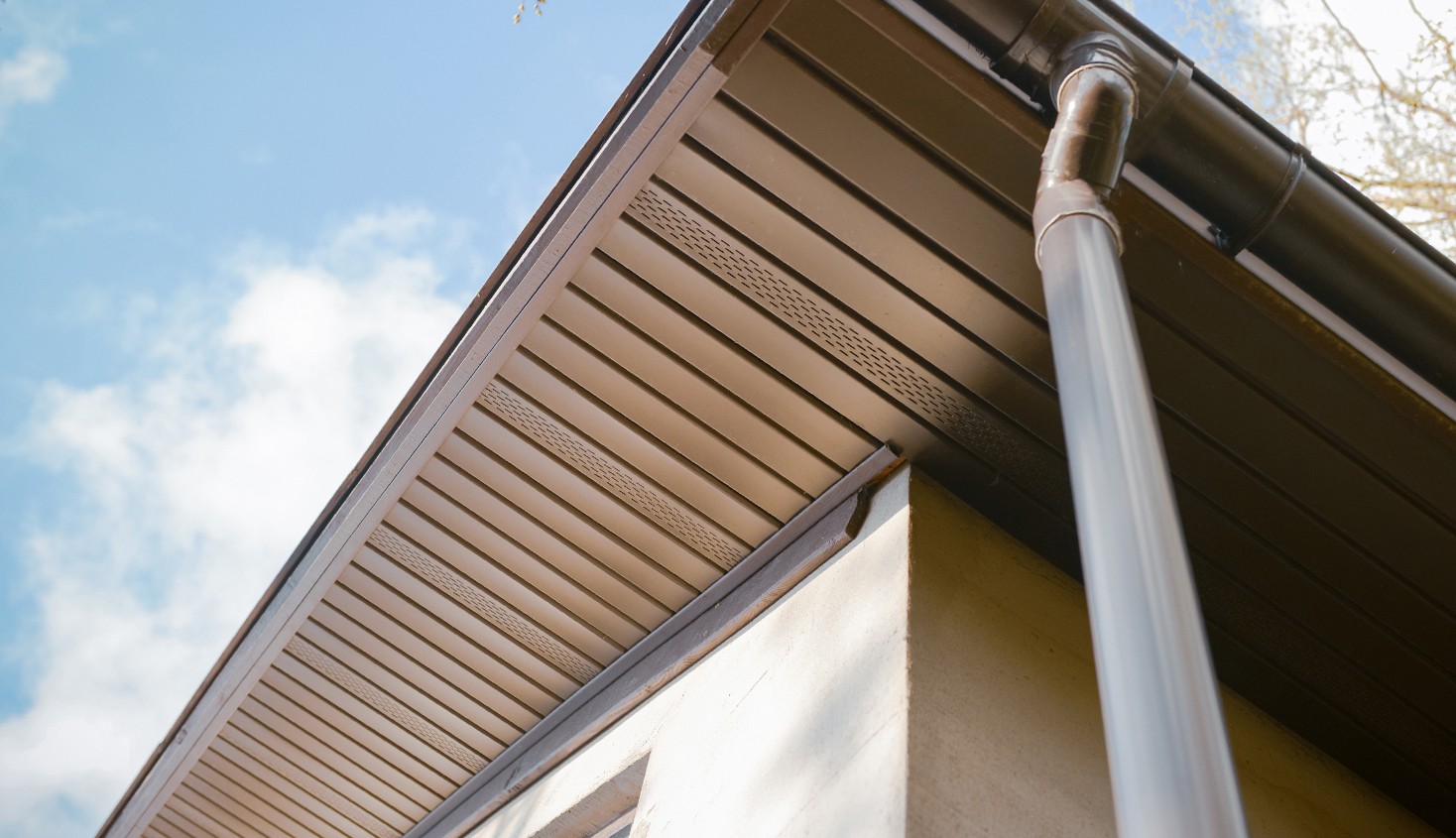 Indiana soffit and fascia replacement company
