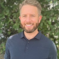 Roofing Contractor: Ross Cochran
